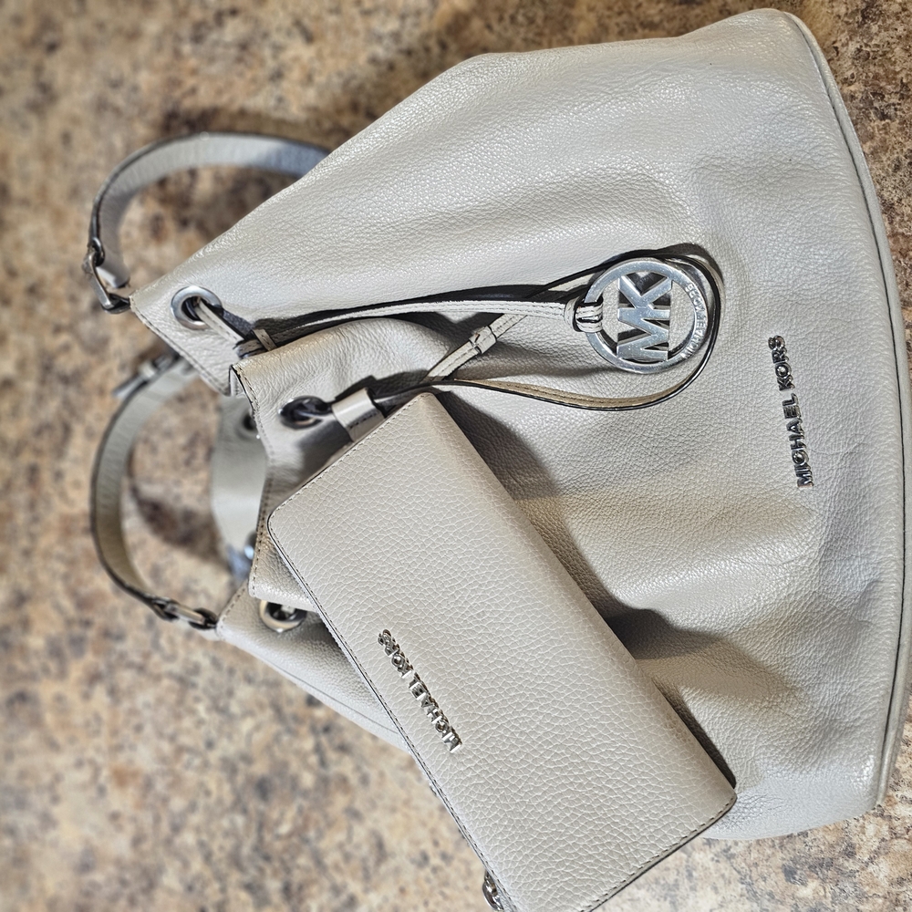 Michael Kors Gray Leather Tote Bag and Wallet Set